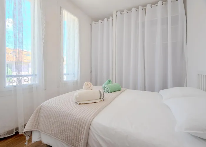 Le Picaflor Clim Wifi Hyper Centre * 히에레